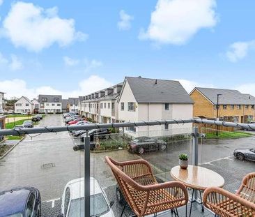 Kingston Close, Maidenhead, SL6 - Photo 1