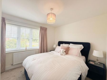 3 bedroom detached house to rent - Photo 4