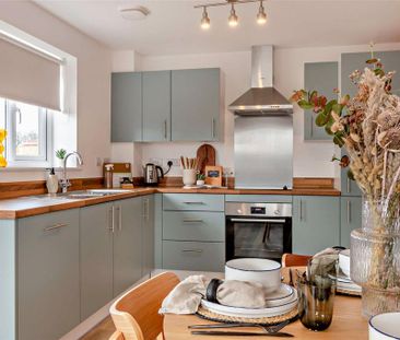 3 bedroom semi-detached house to rent - Photo 6