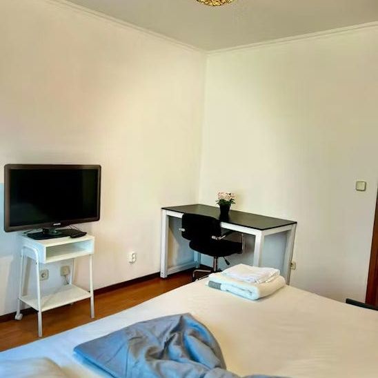 Rua Fernando Pessoa, Vila Nova de Gaia, Porto 4400 - Photo 1