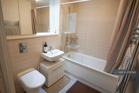 1 bedroom flat to rent - Photo 5