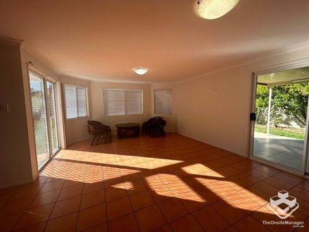 10 Southernden Drive, North Lakes - Photo 5