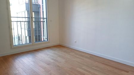 location Appartement T3 DE 62.73m² À COURBEVOIE - Photo 5