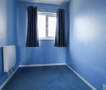 Lovat Mead, St. Leonards-On-Sea - Photo 2