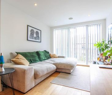 1 bedroom flat to rent - Photo 1