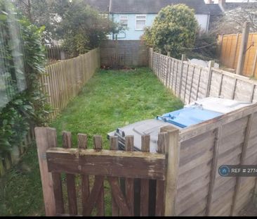 2 bedroom terraced house to rent - Photo 2