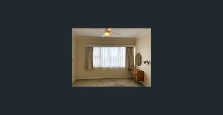 Top Location – Great Family Home - Photo 4