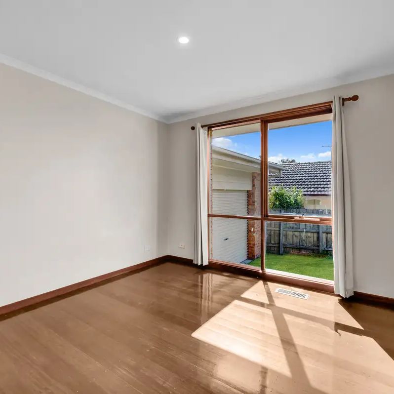 “Perfect Family Living in the Heart of Berwick” - Photo 1