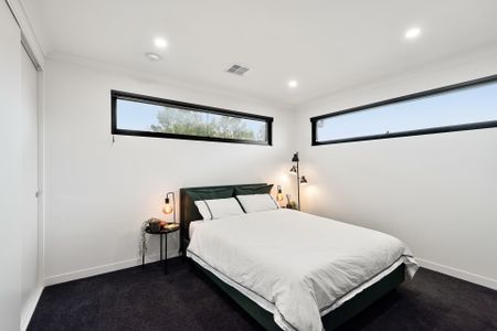 28a Ludstone Street, Hampton VIC 3188 - Townhouse For Rent | Domain - Photo 3