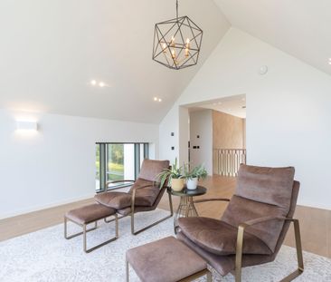 Cleeve Hill, Cheltenham, Gloucestershire - Photo 4