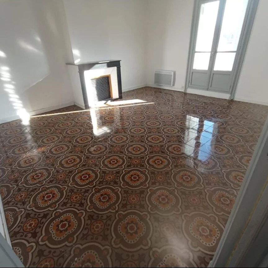 Location Appartement 3 pièces 85 m2 à Béziers - Photo 1