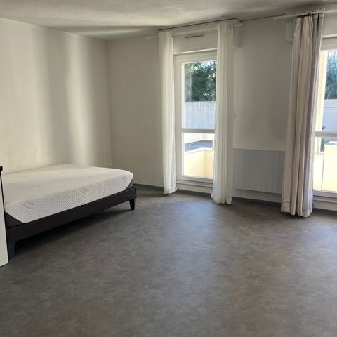 Location Appartement 1 pièce 35m² - Photo 1