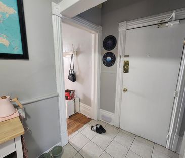 379 Bronson Avenue - 2 - Photo 6