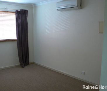 4/9 Kent Street, Rockingham, WA 6168 - Photo 4