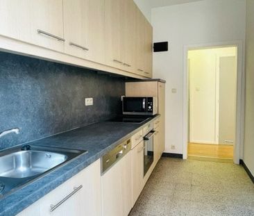 Gelijkvloers appartement met 2 slaapkamers en stadstuintje. - Foto 6