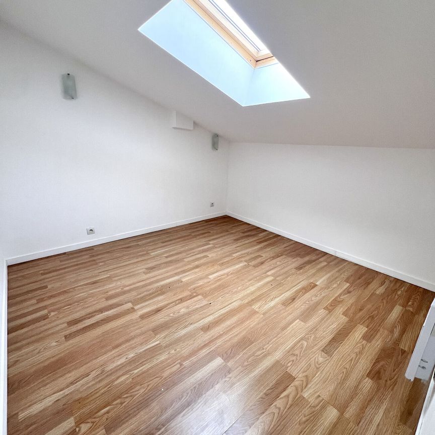 Appartement 3 pièces 40m2 MARSEILLE 3EME 690 euros - Photo 1