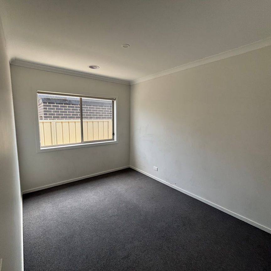 Modern Family Home - Photo 1