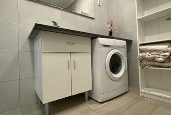 Quarto em Caparica a 5 minutos a pe da Universidade Nova