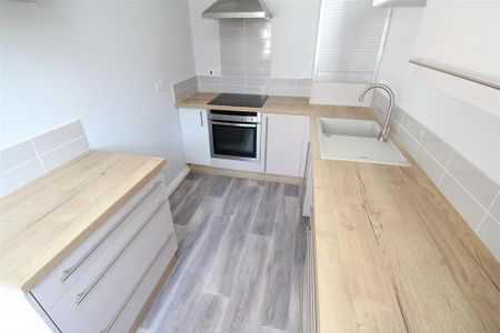 1 bedroom apartment to rent - Photo 4