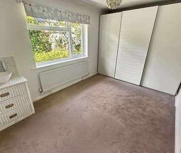 Cornford Way, Highcliffe, Dorset, BH23 - Photo 5