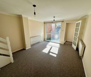 Fotherby Court, MAIDENHEAD - Photo 2