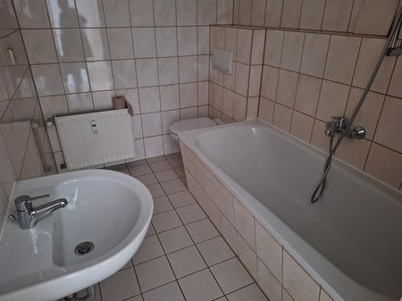 großzügige 3 Raumwohnung mit Wohnküche und Wintergarten - auch für WG´s - Photo 5