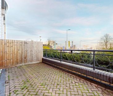 1 bedroom ground floor flat to rent - Photo 1