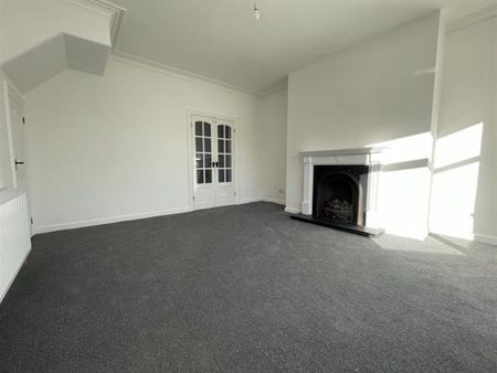 Edwin's Avenue South - Photo 2