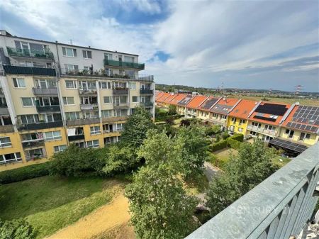Pronájem 2kk s balkónem u metra Střížkov - Photo 4