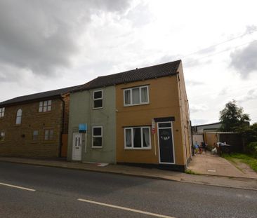 3 bedroom terraced house to rent - Photo 3