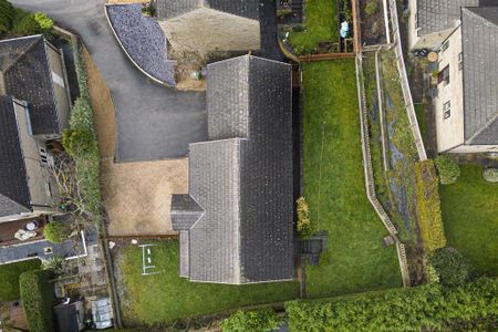 6 bedroom detached house to rent - Photo 4