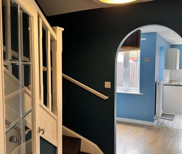 2 bedroom terraced house to rent - Photo 4