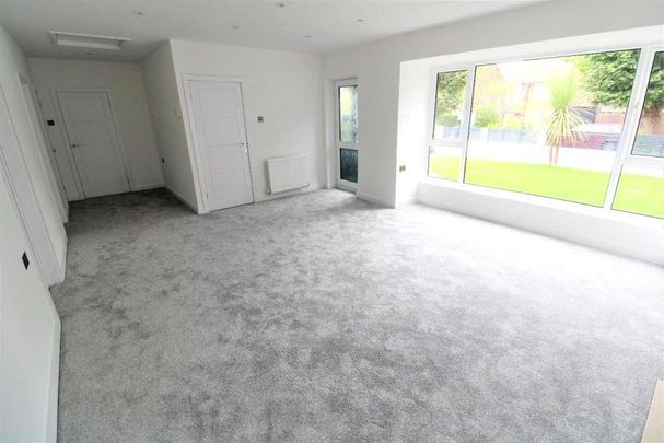 3 bedroom bungalow to rent - Photo 1