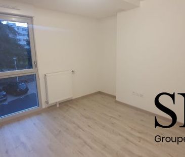 T2 AVEC LOGGIA ET PARKING - Photo 3