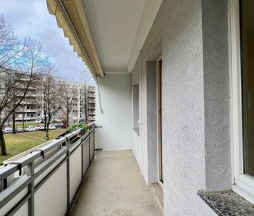 Helle, familienfreundliche 3-Zimmerwohnung im 1.OG mit Balkon! - Photo 3