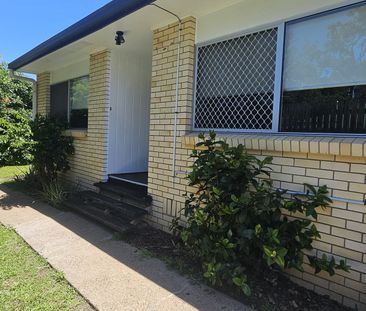 3/4 Alamine Street, Holland Park QLD 4121 - Apartment For Rent | Do... - Photo 5