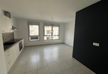 Appartement T2 à GRENOBLE - Photo 3