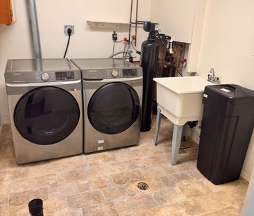 For Lease - 1 Golden Terrace Court, Kitchener, Ontario - Photo 2