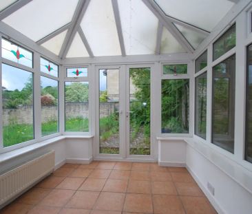 Weston - Photo 2