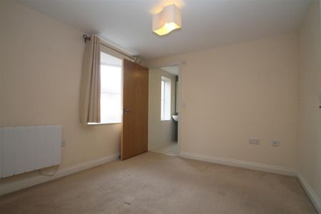 North Street, Southville, BS3 - Photo 3