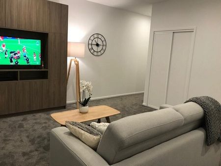 PERFECTLY POSITIONED 1 BEDROOM APARTMENT - Photo 4