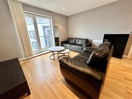 2 bedroom apartment to rent - Photo 3