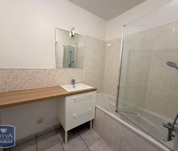 Location Appartement 2 pièces 47m² ST CYR SUR LOIRE 37540 - Photo 5