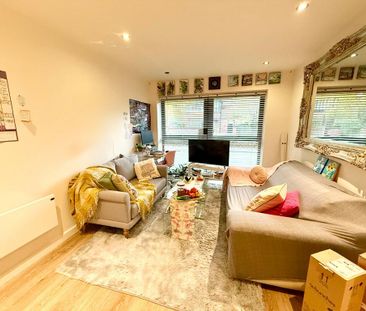 2 bedroom apartment to rent - Photo 5