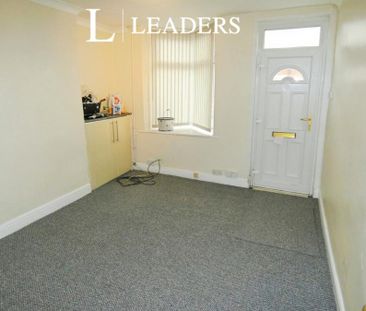 2 bedroom house to rent Carlton Street, Mansfield, Nottinghamshire,... - Photo 5