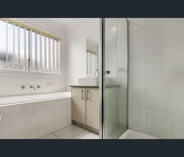 Neat & Well-Maintained 3-Bedroom Home in Quiet Court Location! - Photo 6