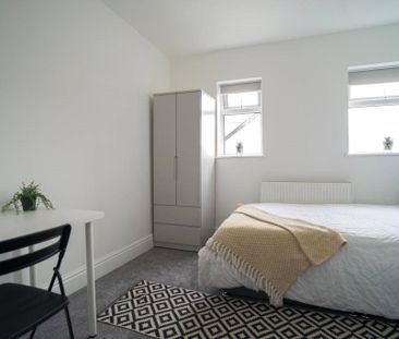 4 bedroom house to rent Charlotte Road, Sheffield, South Yorkshire, S1 - Photo 5