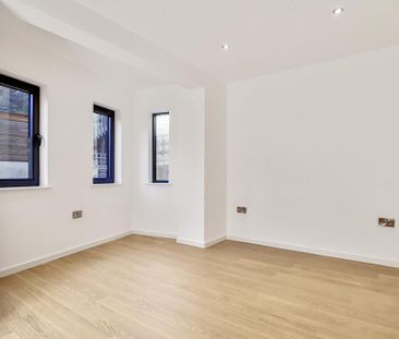 4 bedroom townhouse to rent - Photo 2