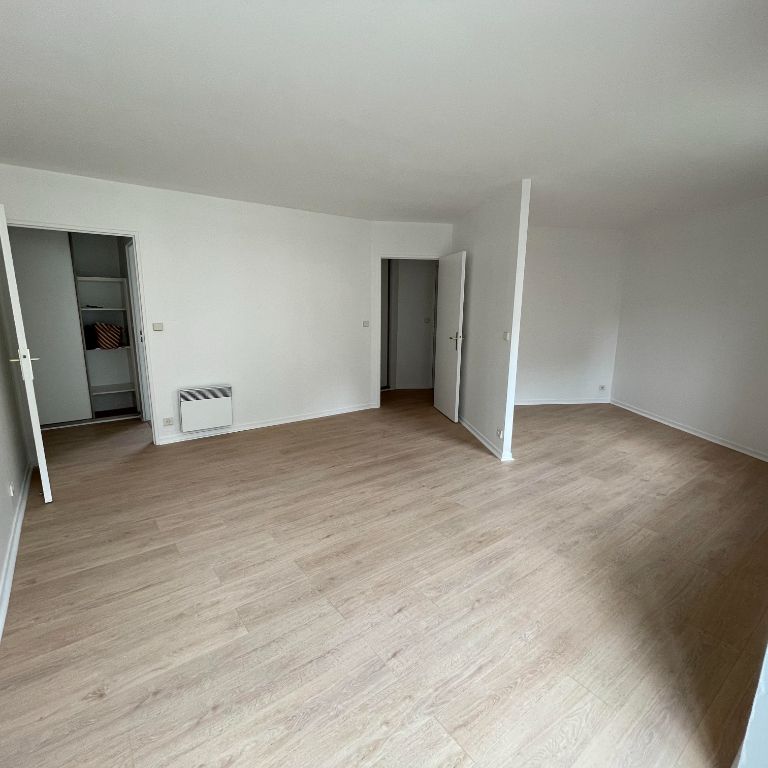 Appartement Paris 2PIECES 44.28 m2 - Photo 1