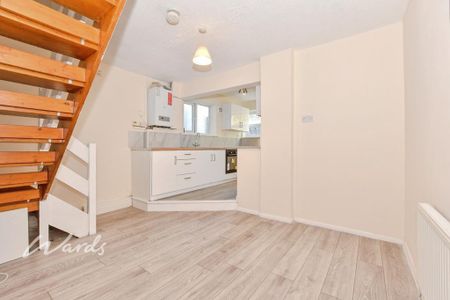 3 bedroom end of terrace house to rent - Photo 5